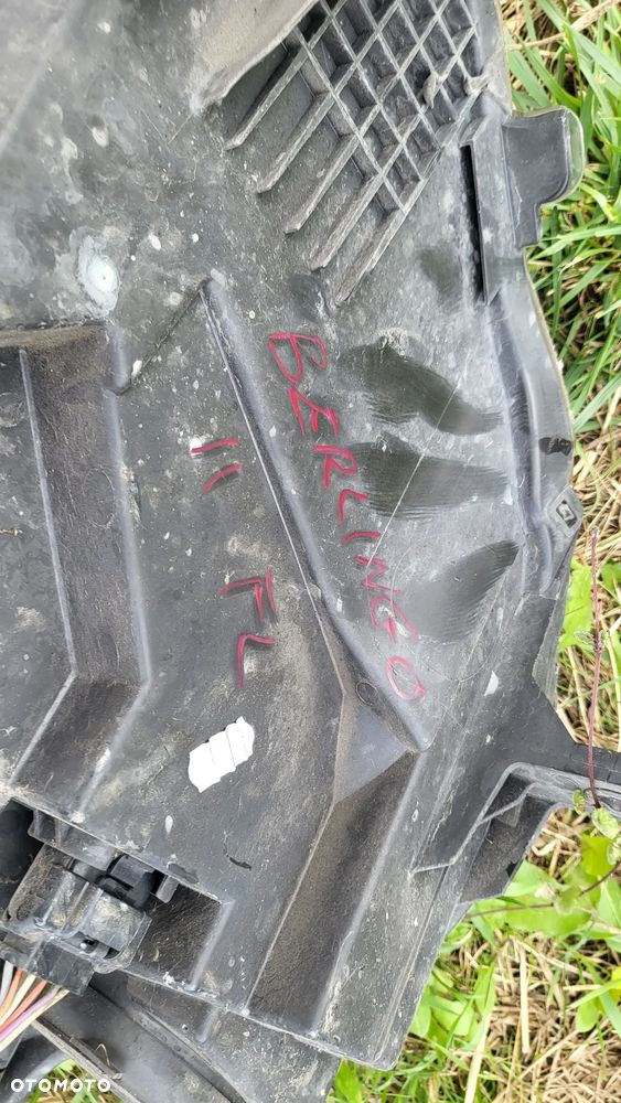 CITROEN BERLINGO II LIFT PARTNER LAMPA PRZOD PRAWA LEWA EUROPA - 11