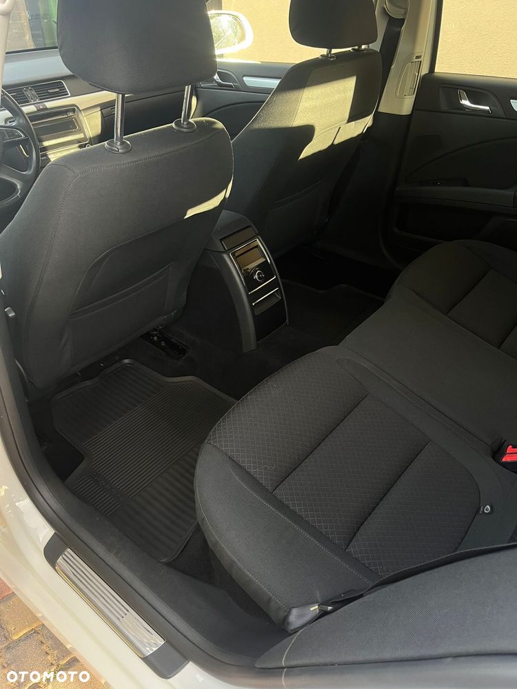 Skoda Superb - 8