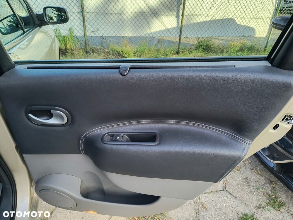 Renault Scenic - 13