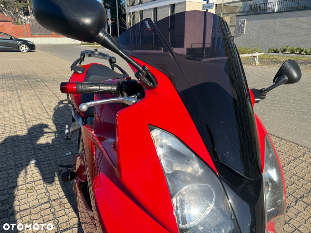 Honda VFR - 7