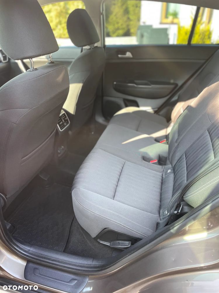 Kia Sportage 1.6 GDI Business Line 2WD - 11