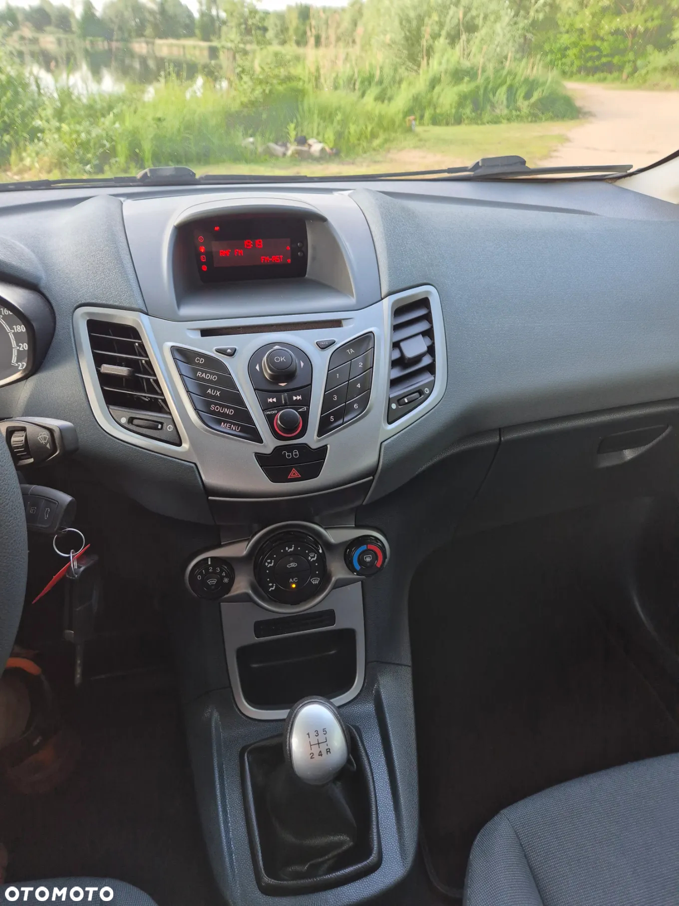 Ford Fiesta 1.25 Ambiente - 12