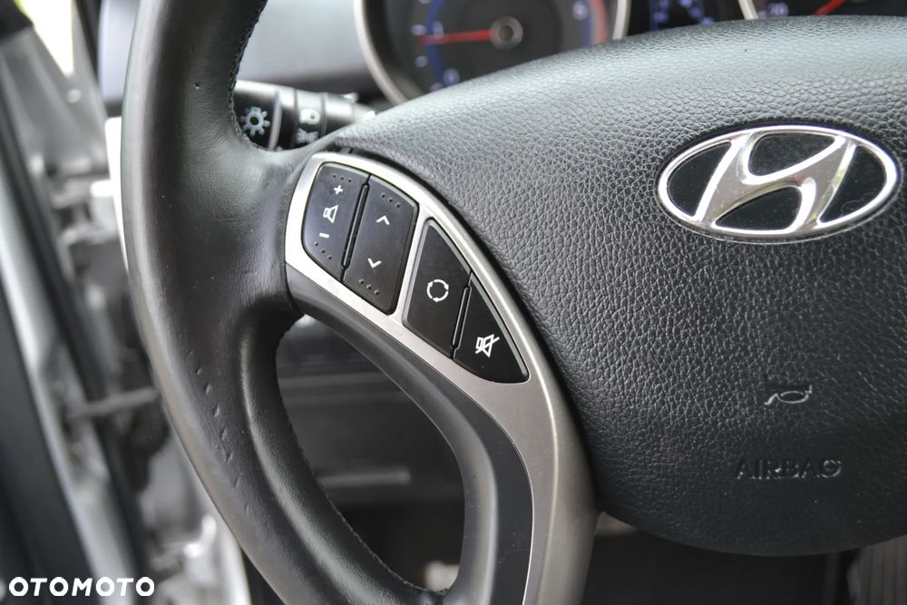 Hyundai i30 1.6 CRDi BlueDrive Classic - 28