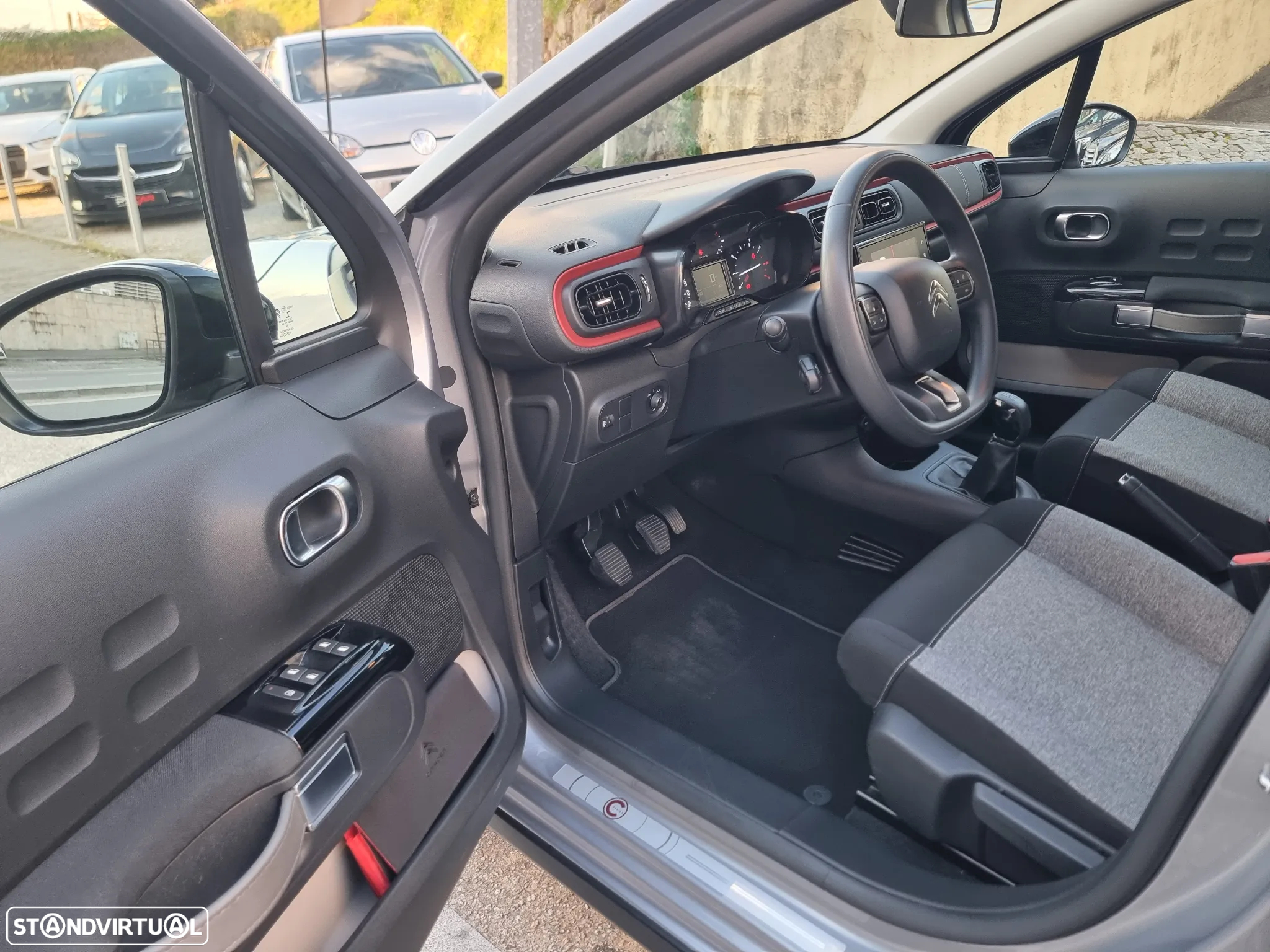 Citroën C3 1.2 PureTech C-Series - 8