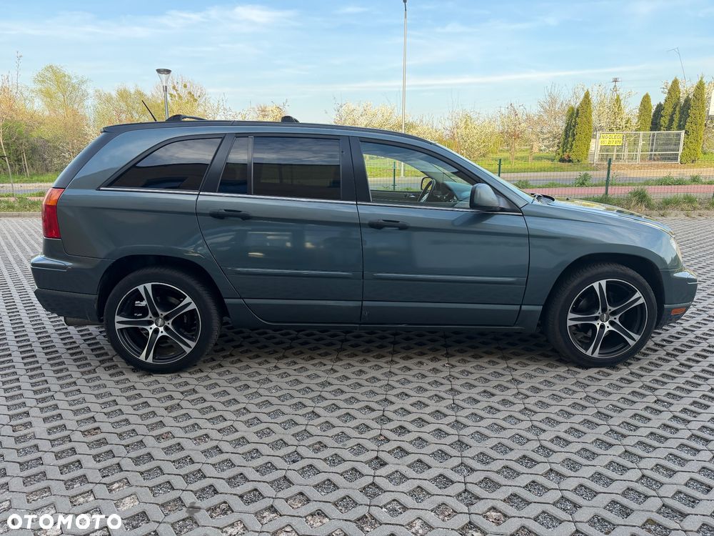 Chrysler Pacifica - 4