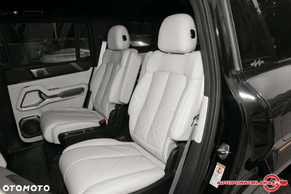 BYD Leopard 8 - 18