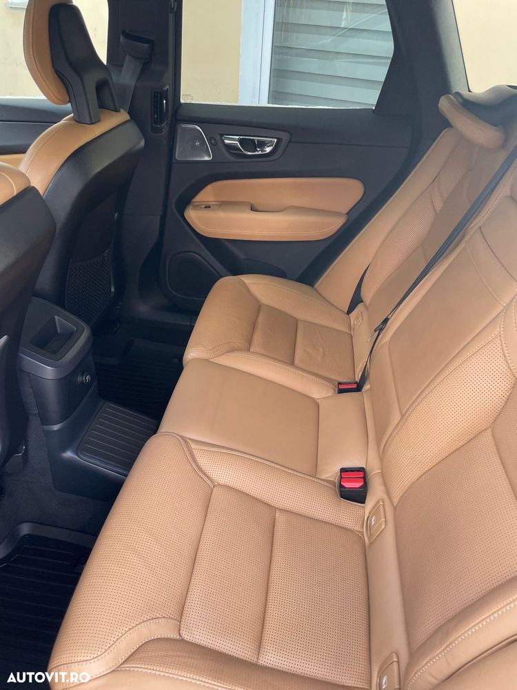 Volvo XC 60 T8 Twin Engine AWD Inscription - 11