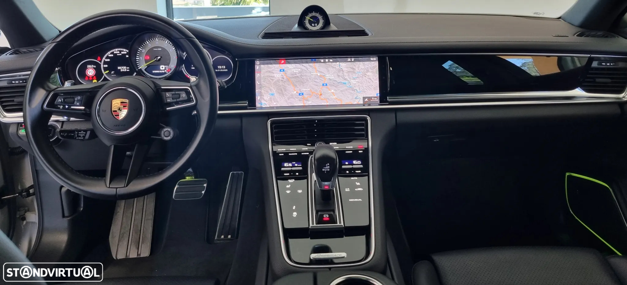 Porsche Panamera Sport Turismo 4 E-Hybrid - 21
