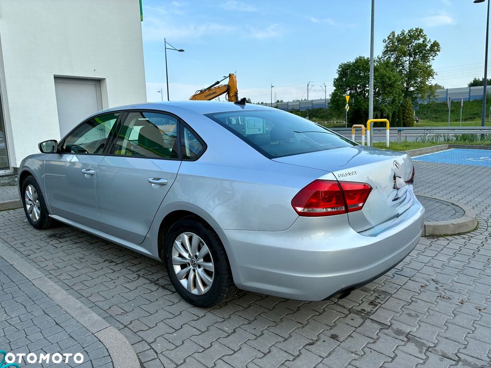 Volkswagen Passat 1.8 TSI BMT Highline DSG - 3