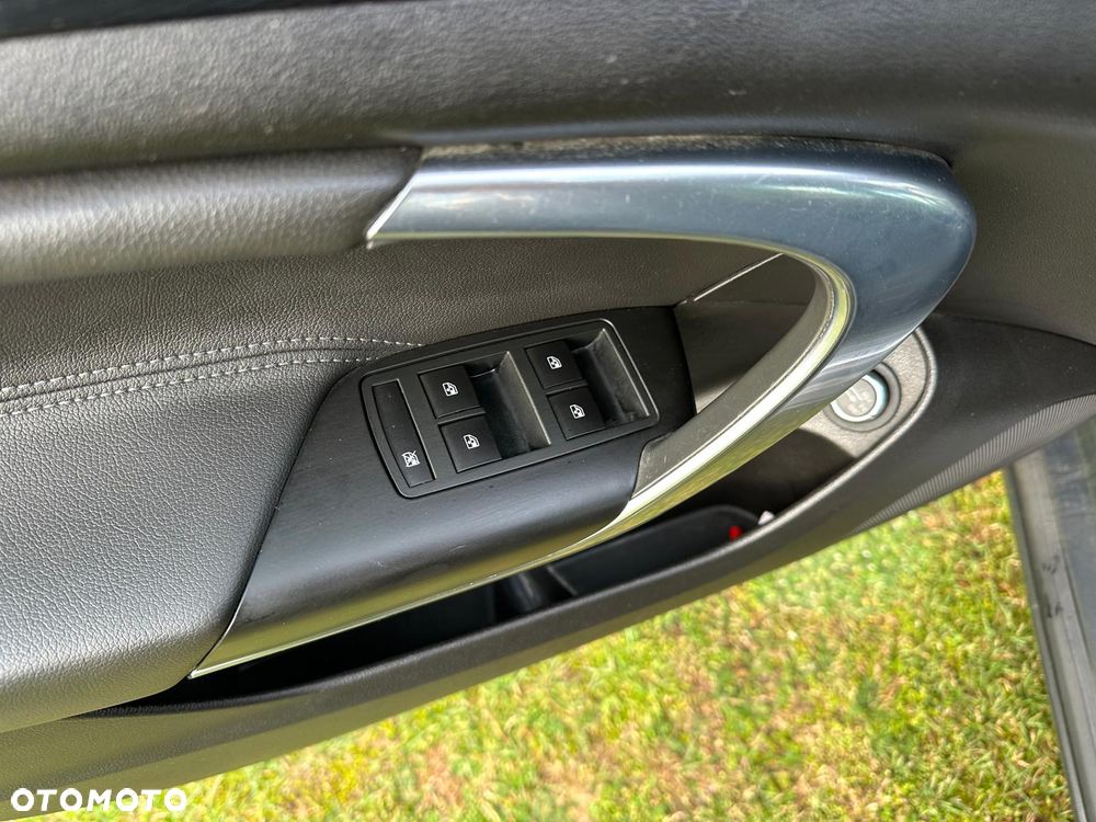 Opel Insignia 2.0 4x4 Exclusive - 17