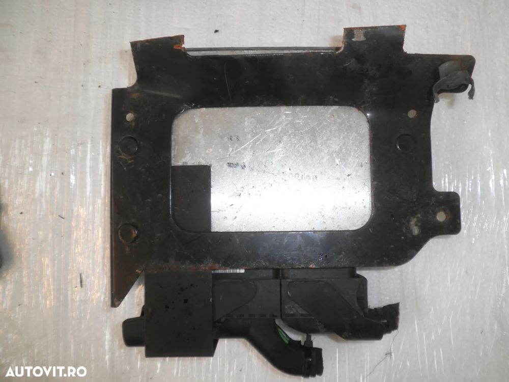 ECU / calculator motor Ssangyong Tivoli 1.6 D 6735401032 28538680 - 2
