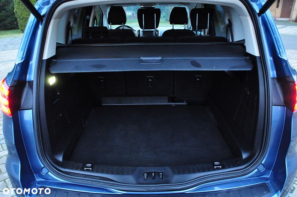 Ford S-Max 2.0 EcoBlue Titanium - 26