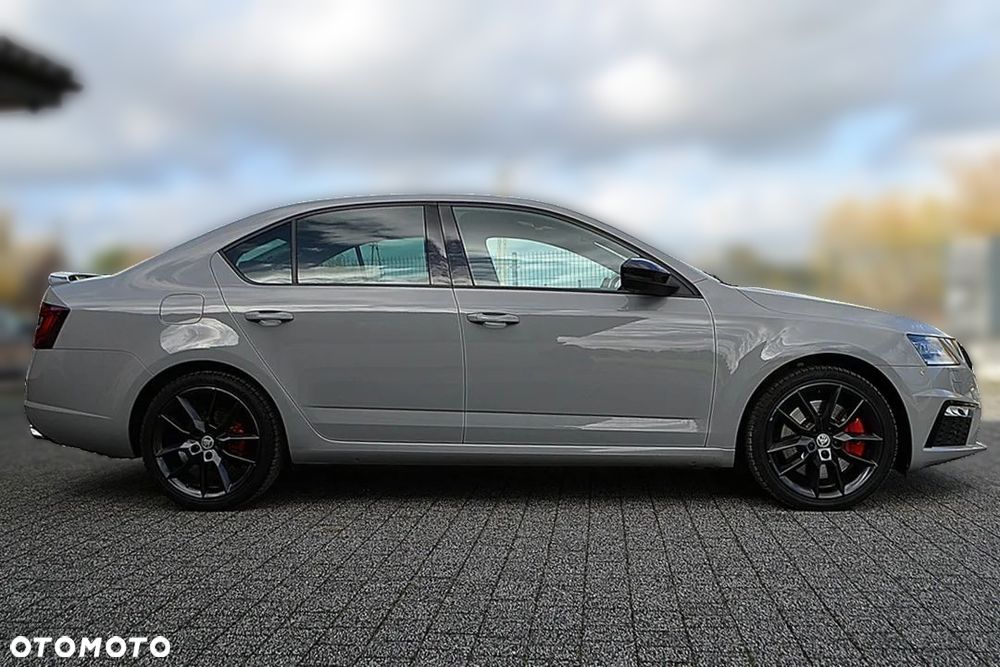 Skoda Octavia 2.0 TSI RS - 8