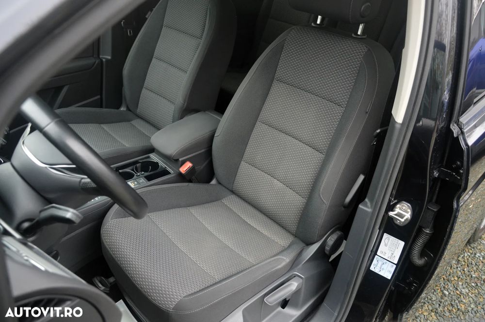 Volkswagen Touran 2.0 TDI SCR DSG Comfortline - 20