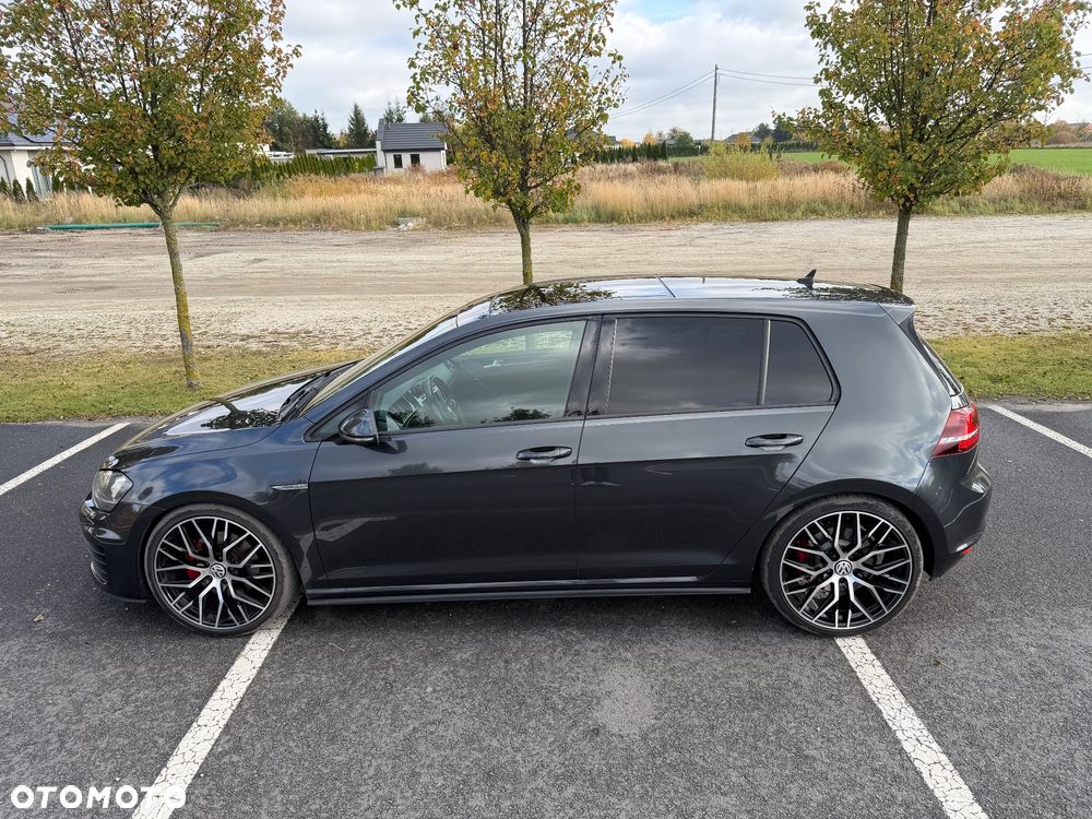 Volkswagen Golf 2.0 TDI BMT GTD DSG - 9