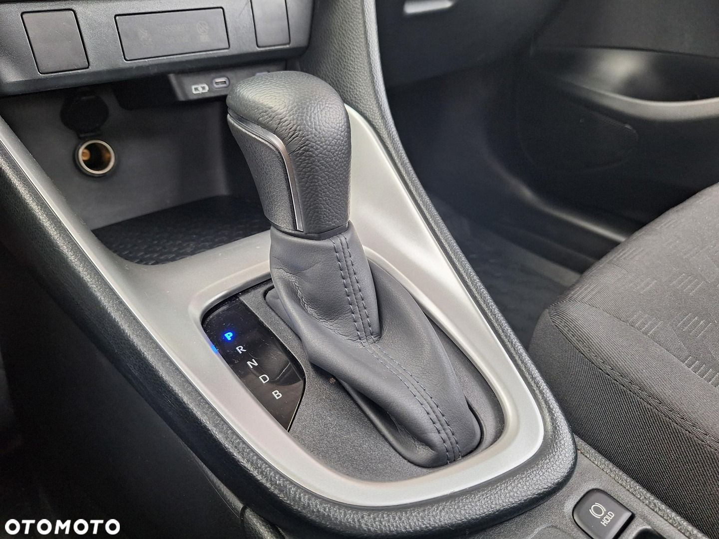 Toyota Yaris Hybrid 1.5 Comfort - 21