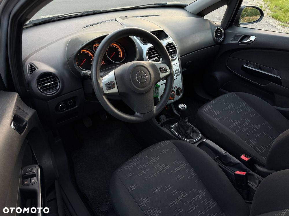 Opel Corsa 1.2 16V Edition / Active - 7