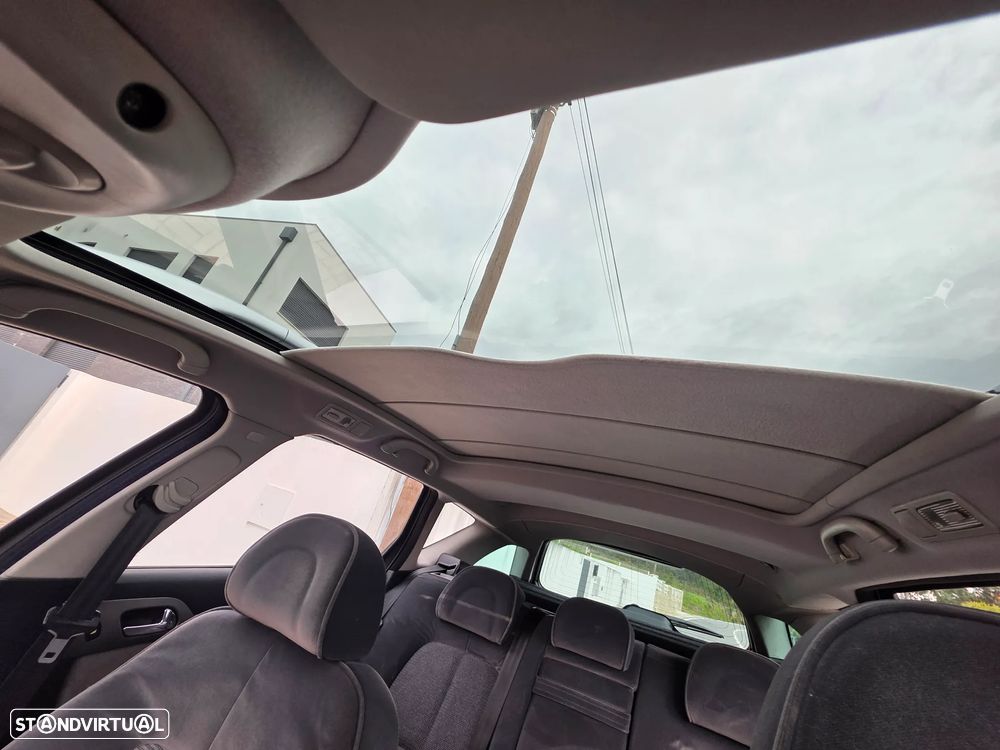 Peugeot 407 SW 2.0 HDi Executive - 6