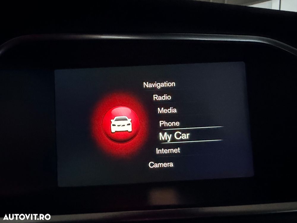 Volvo V40 D2 Geartronic Momentum - 23