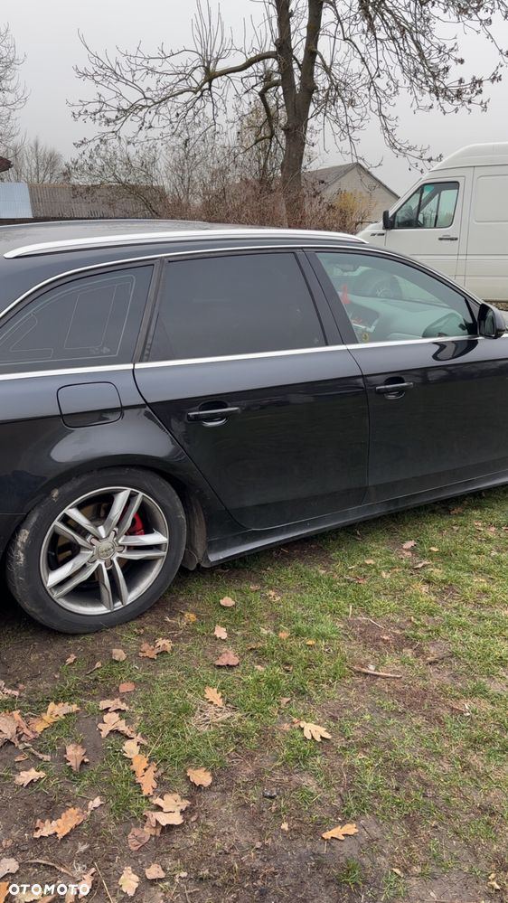 Audi A4 Avant - 10