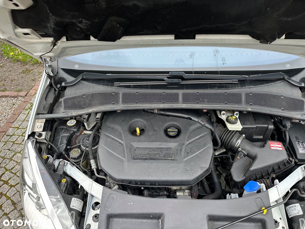 Ford S-Max - 16