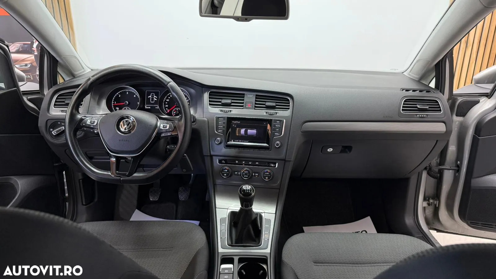 Volkswagen Golf 1.6 BlueTDI Comfortline - 7