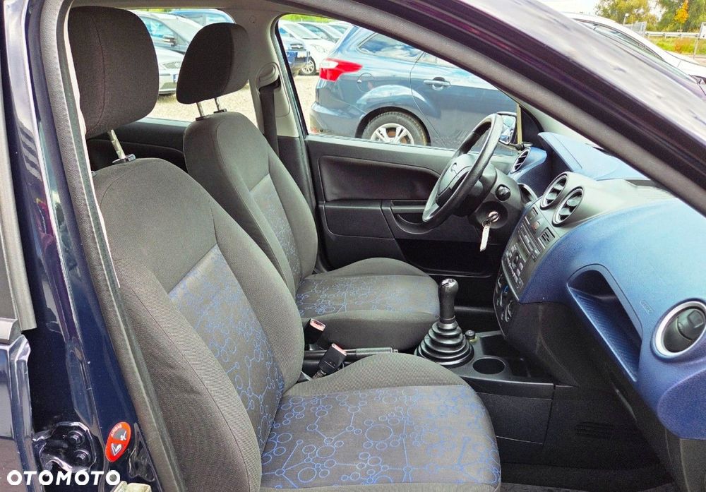 Ford Fiesta - 8