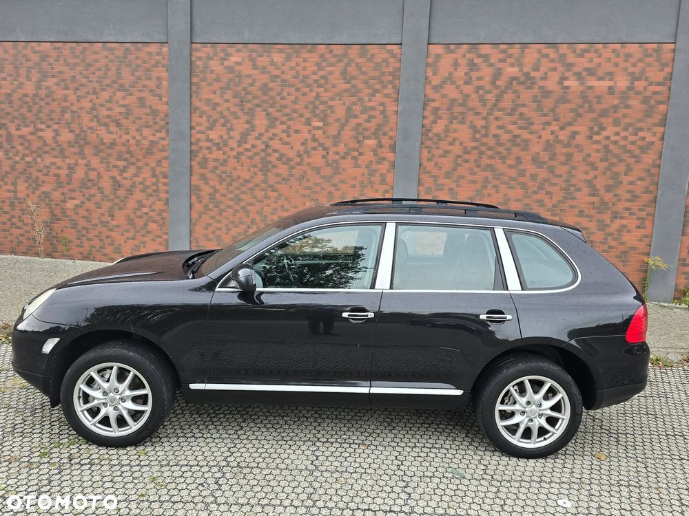 Porsche Cayenne - 10