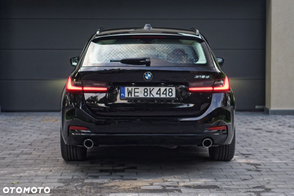 BMW Seria 3 318d MHEV - 11