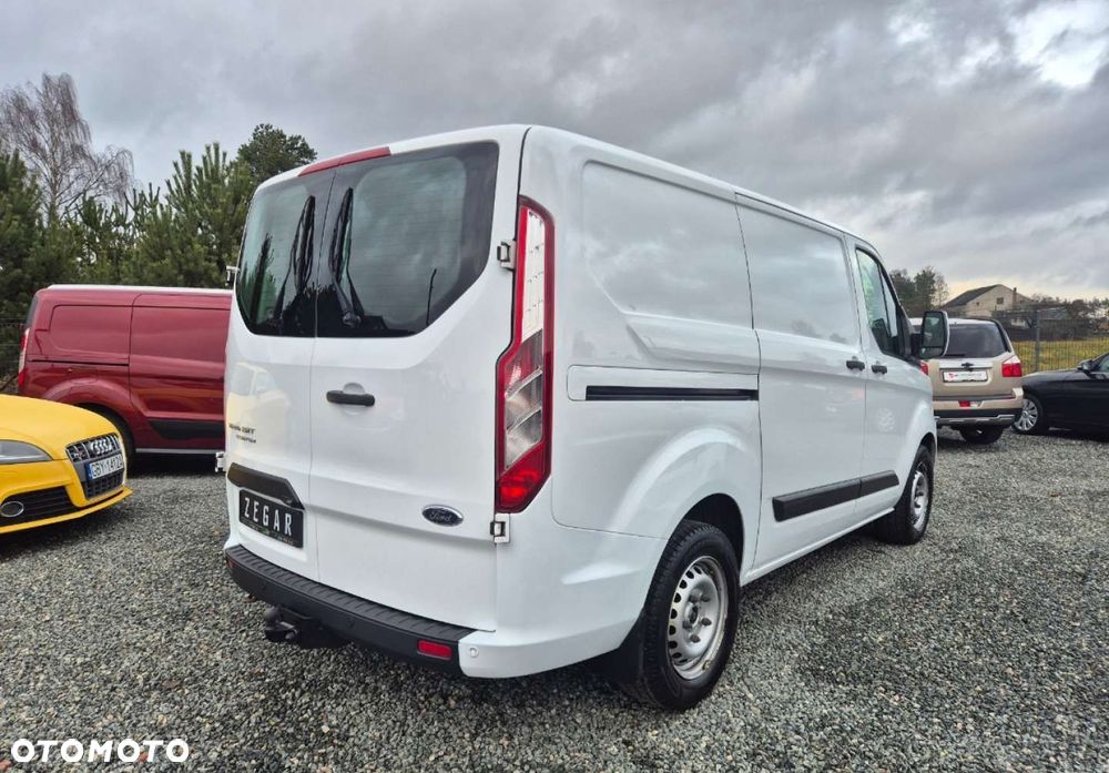Ford Transit Custom - 23