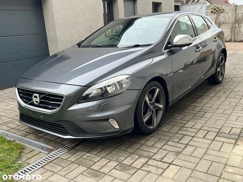 Volvo V40 D3 R Design - 2