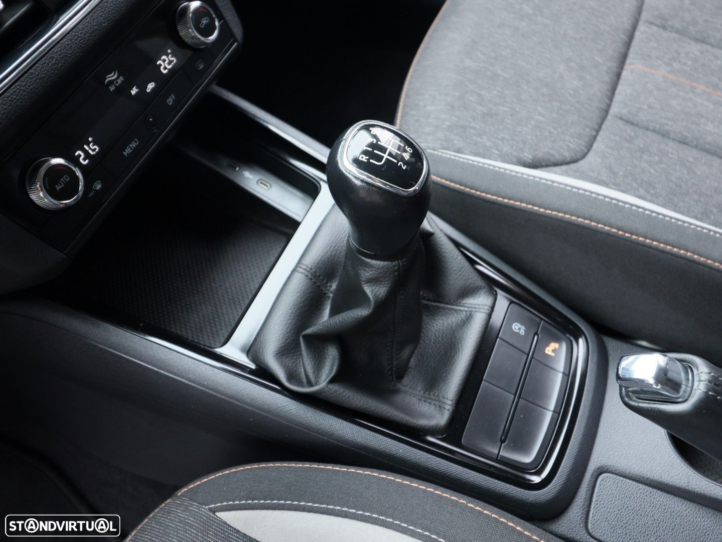 Skoda Kamiq 1.0 TSI - 14