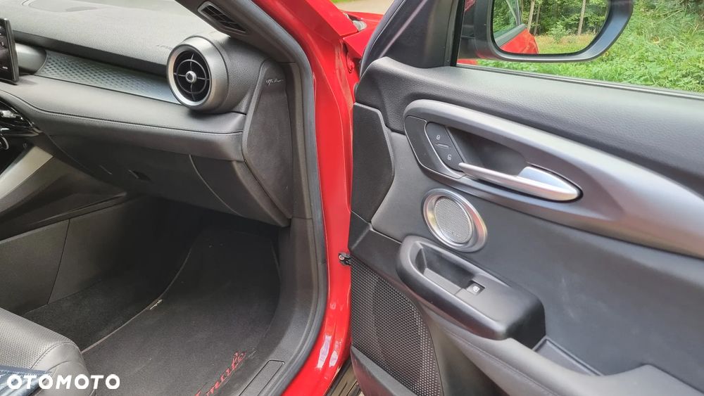 Alfa Romeo Tonale 1.5 T4 GSE mHEV Super DCT - 10