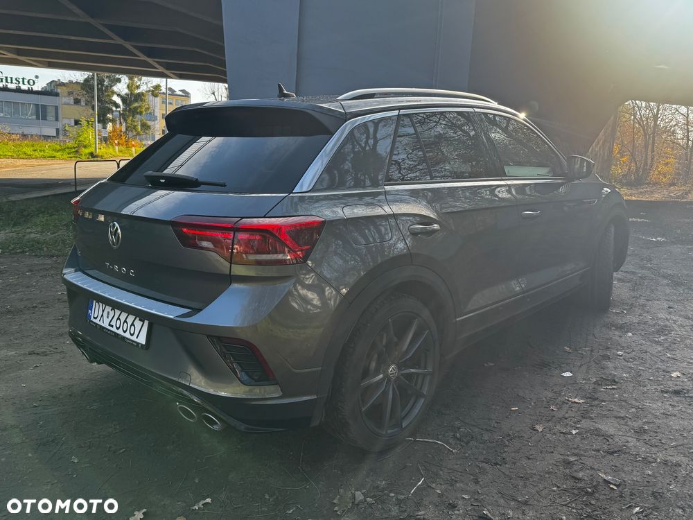 Volkswagen T-Roc - 16