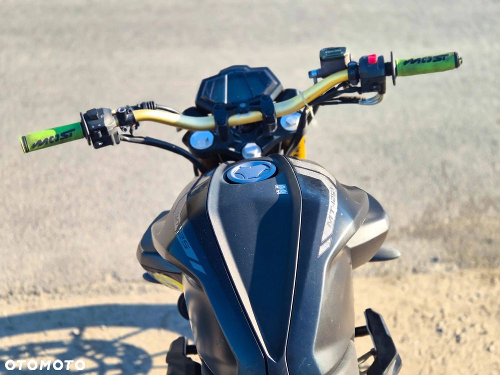 Yamaha MT - 30