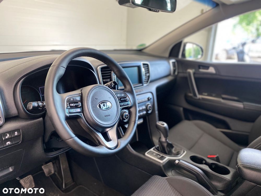 Kia Sportage 1.6 GDI 2WD DREAM-TEAM EDITION - 10