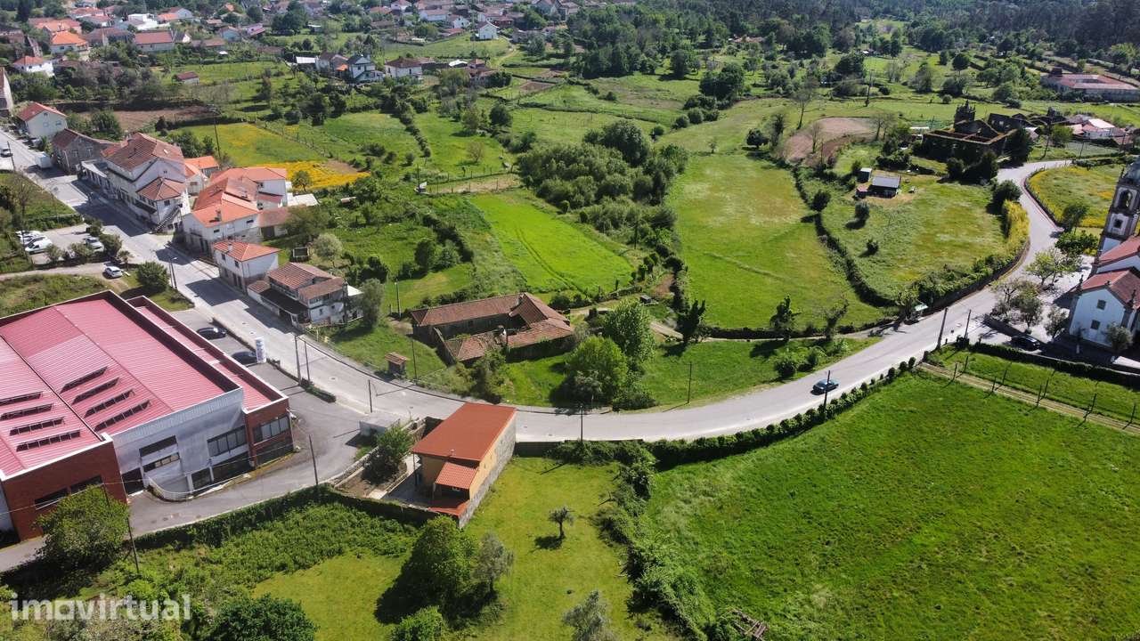 Moradia em granito – São Pedro do Sul - Grande imagem: 3/14