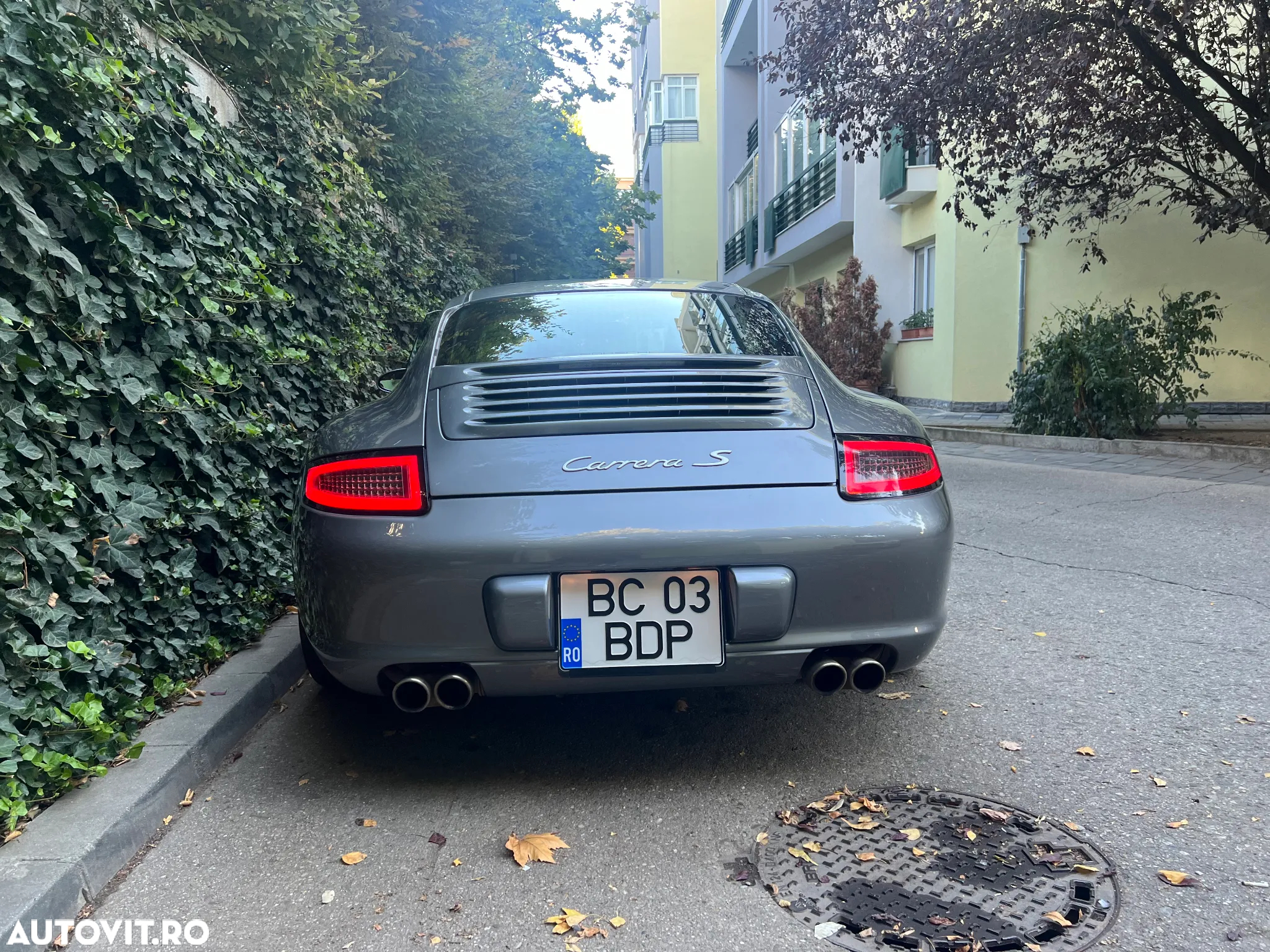 Porsche 911 Carrera S - 3