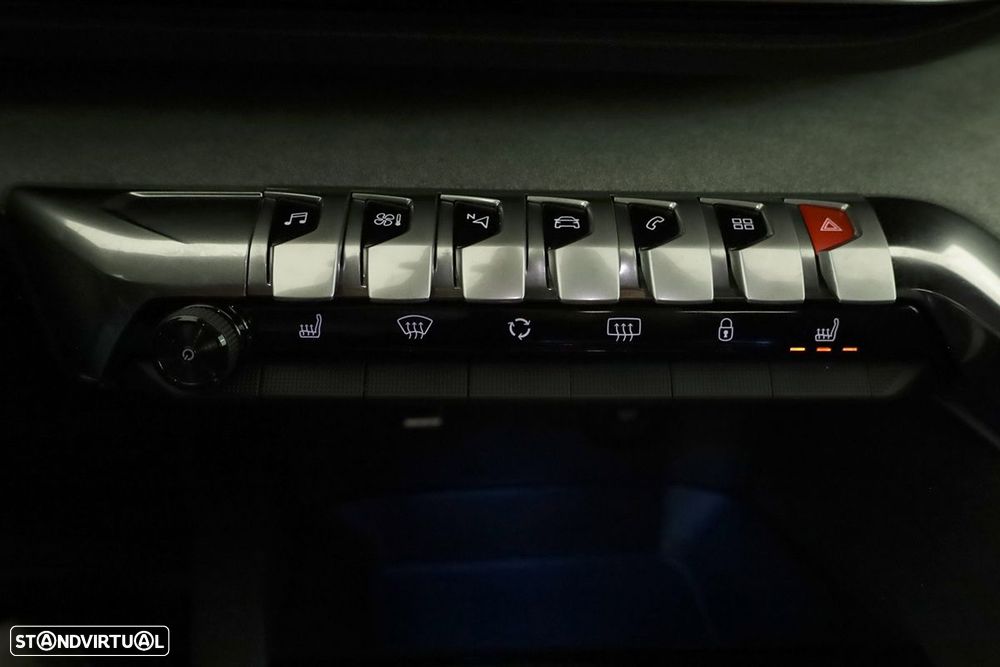 Peugeot 3008 1.2 PureTech GT EAT8 - 14