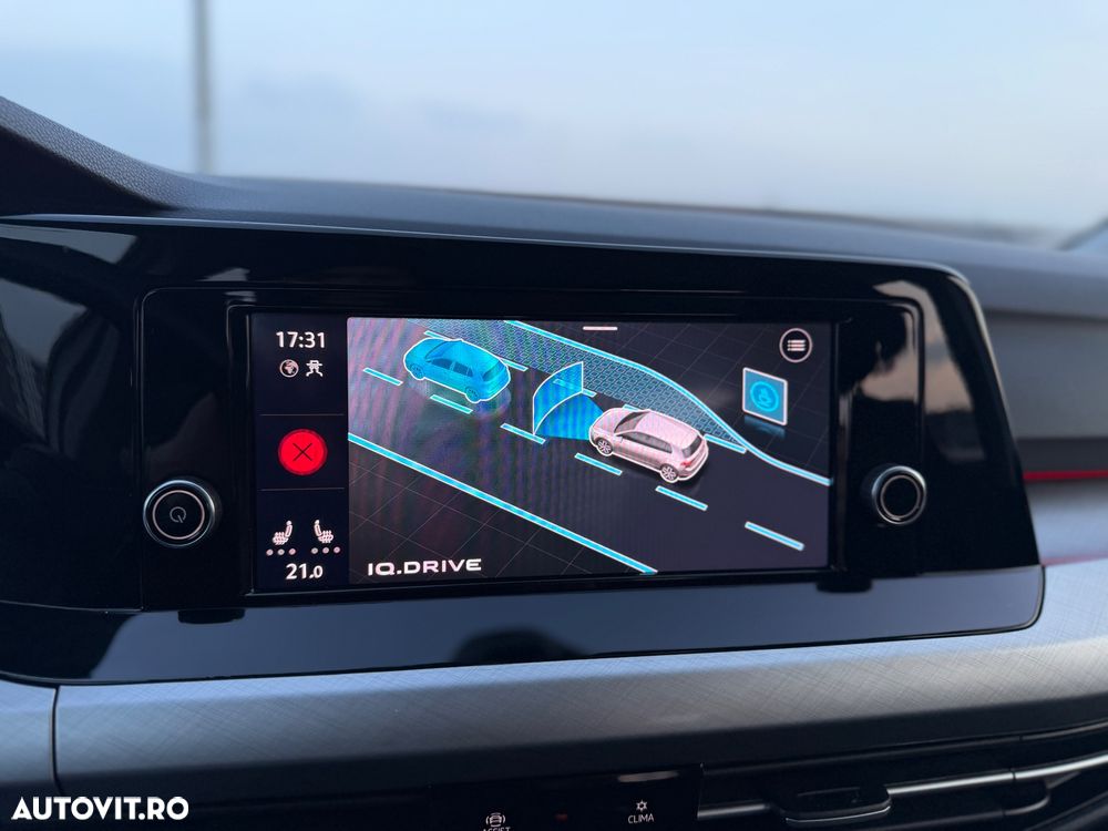 Volkswagen Golf 1.0 TSI Life - 17