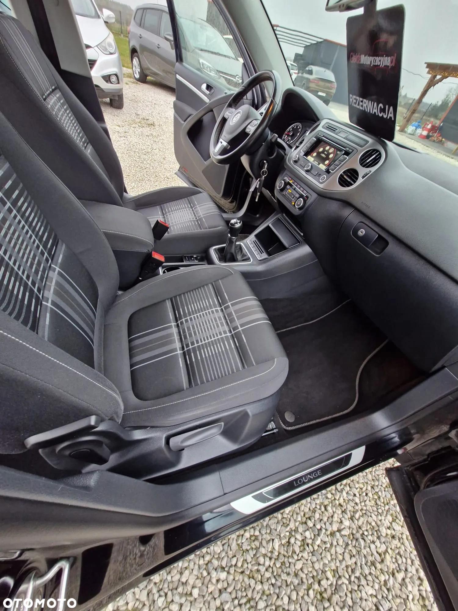 Volkswagen Tiguan - 32