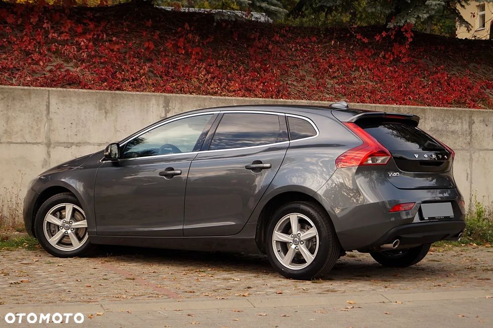 Volvo V40 D3 Summum - 8