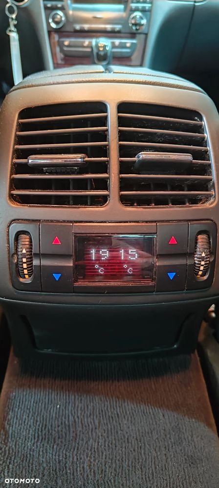 Mercedes-Benz Klasa E 320 CDI Classic DPF - 25