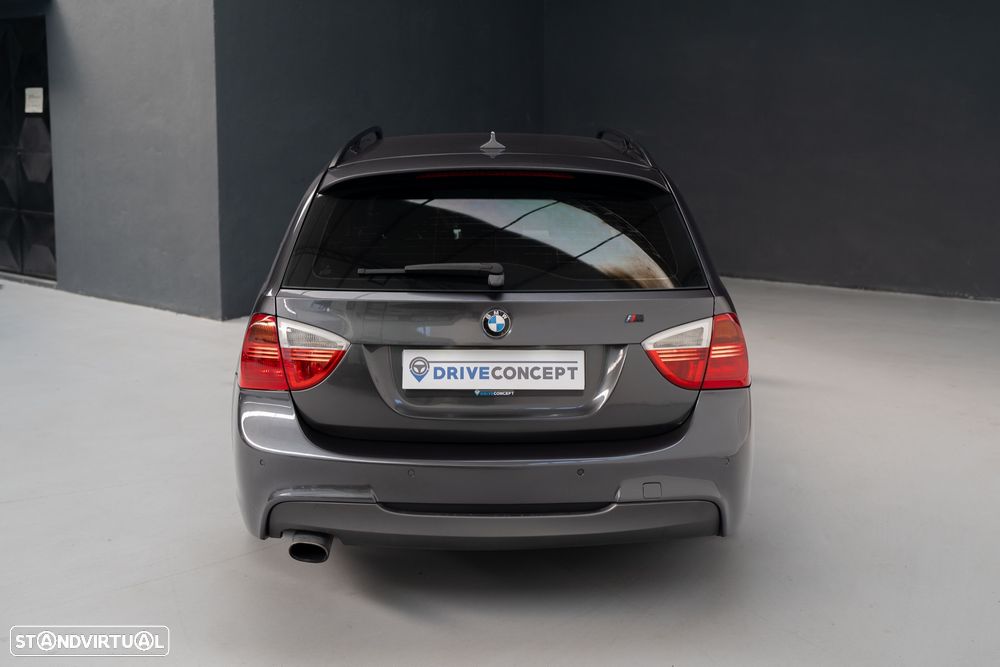BMW 318 d - 19