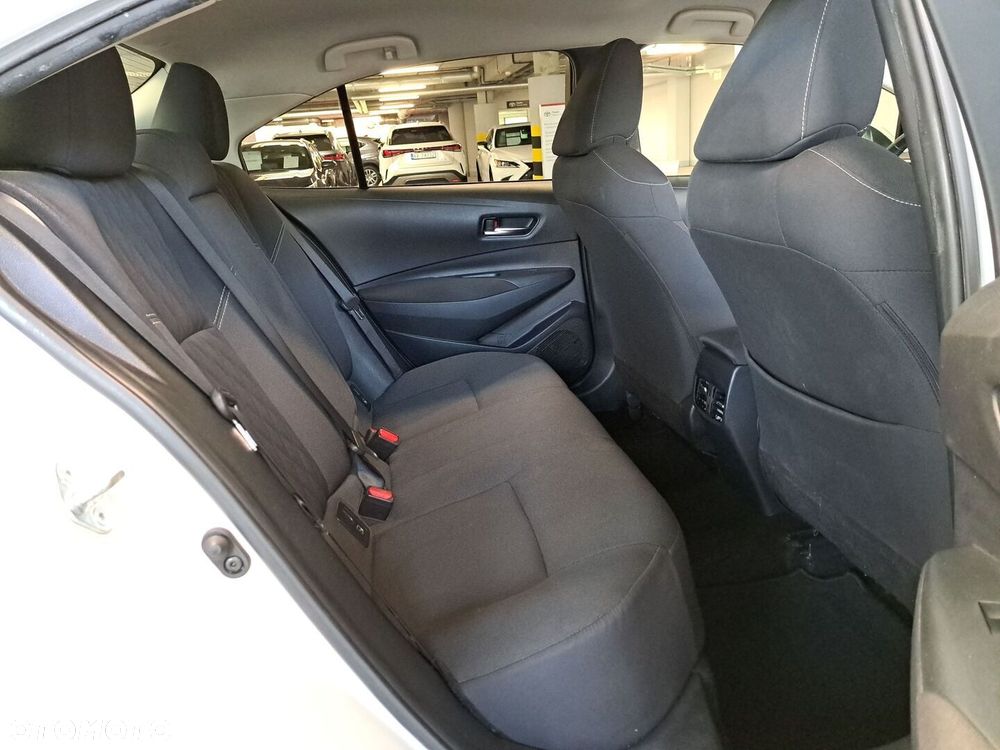 Toyota Corolla - 15
