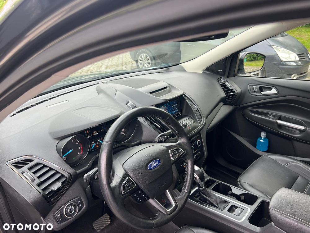 Ford Escape 2.0 EcoBoost AWD Titanium - 10