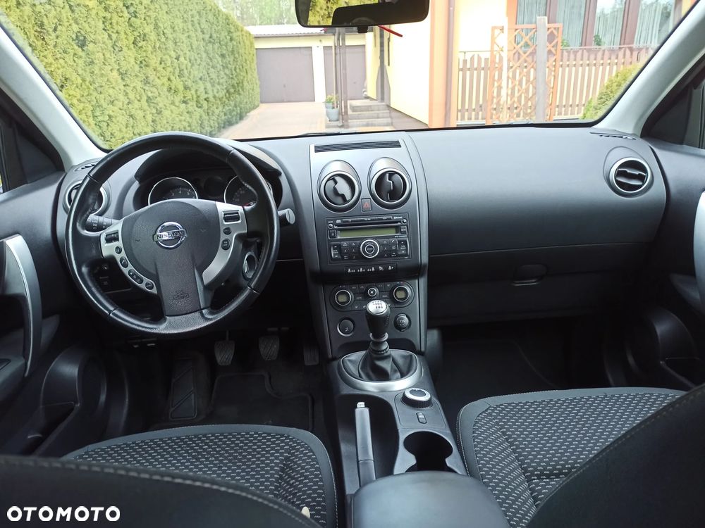 Nissan Qashqai 2.0 4 x 4 tekna - 8