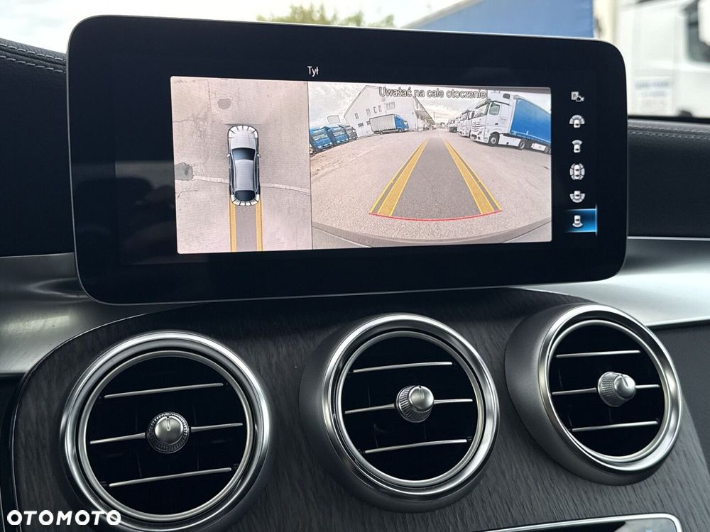 Mercedes-Benz GLC - 26