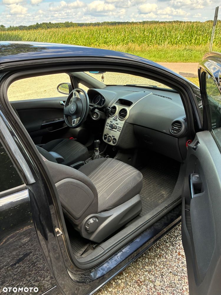 Opel Corsa 1.2 16V Easytronic Cosmo - 6