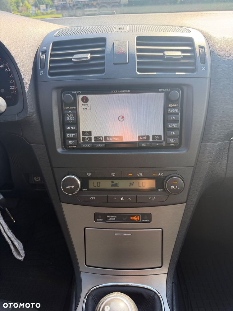 Toyota Avensis 2.0 D-4D Edition - 15